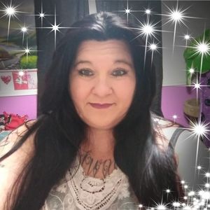 Meet your Posher, Genia